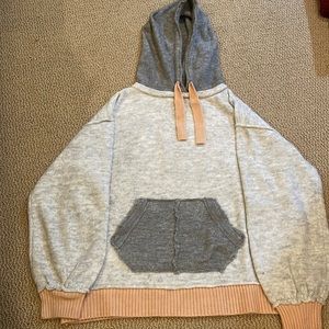 Vintage Havana sweater with hood